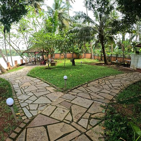Greenchromide Homestays Mundrothuruth 외부 사진